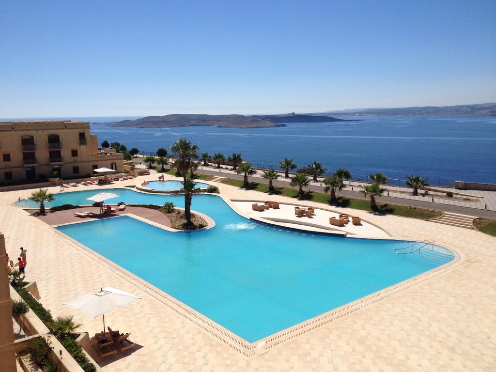 Fort Chambray Apartment Ghajnsielem Bilik gambar